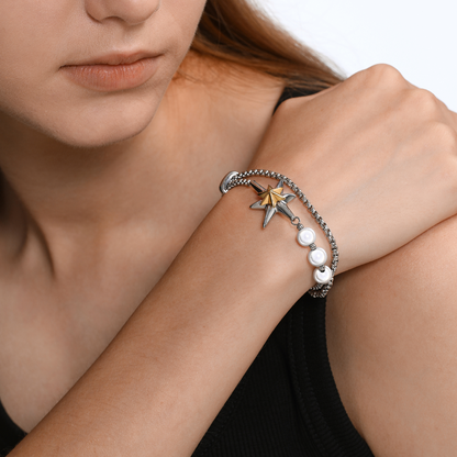 Star of Bethlehem Gold And Silver Color-Blocked Adjustable Christmas Star Bracelet
