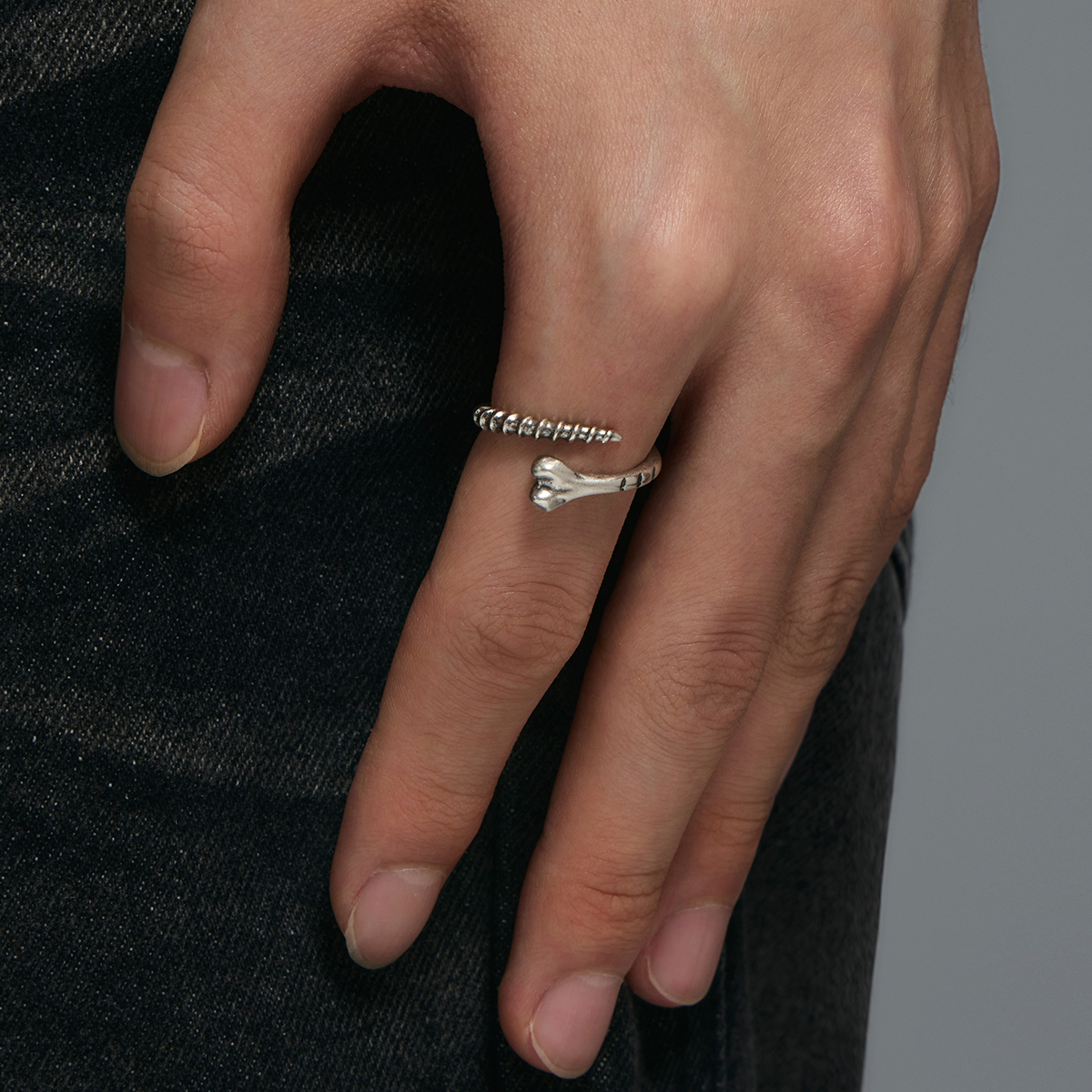 S925 Bone Spike Pinky Ring – Blackheadshop