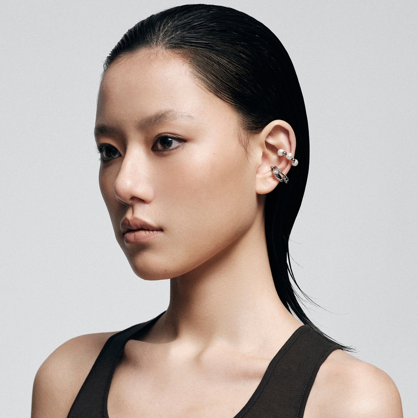 Crystal & Pearl Combination Ear Clip