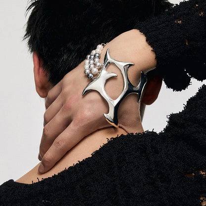 Punk Eye Metal Palm Bracelet