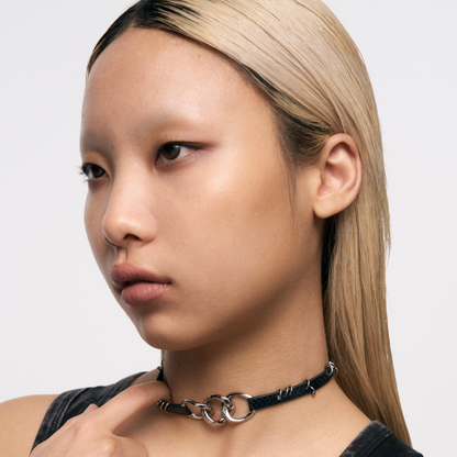 Snake Pattern Pierced Triple Serpent Choker