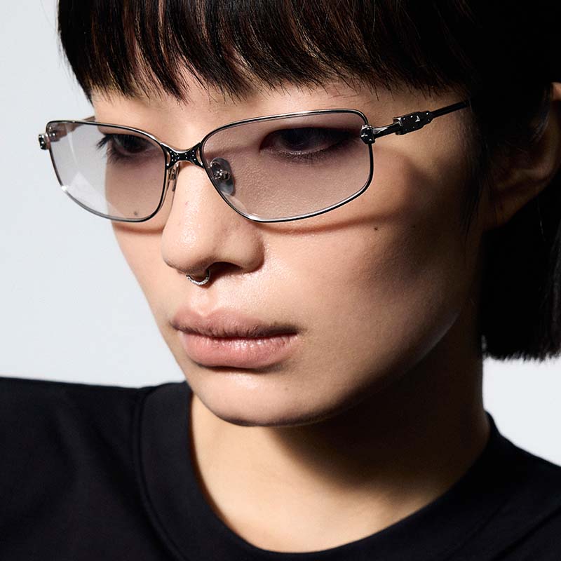 Full-Frame Metal Sunglasses