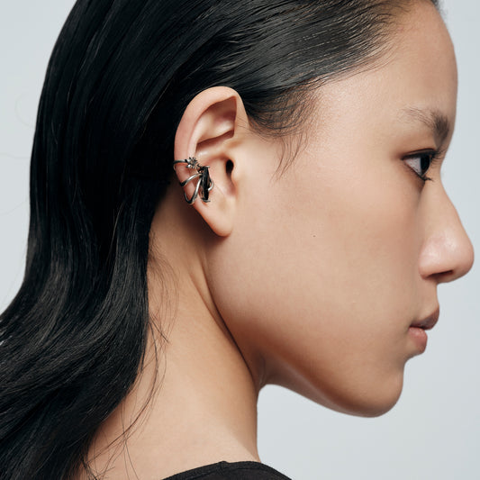 Night Cat Claw Ear Cuff