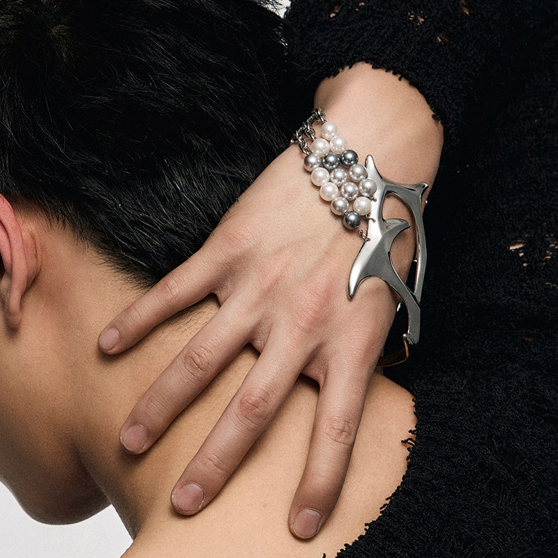 Punk Eye Metal Palm Bracelet