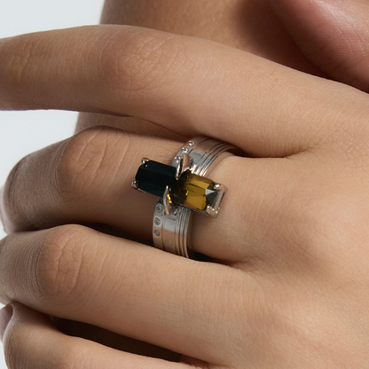 Bone Record Pattern Gradient Tourmaline Ring