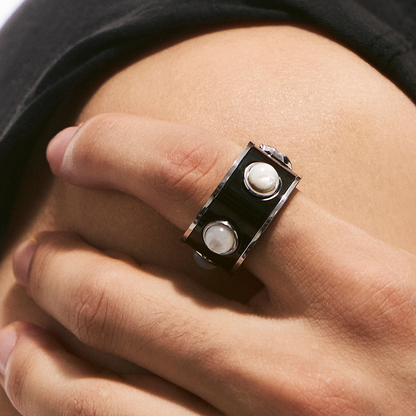 Siren’s Tear Spinner Ring