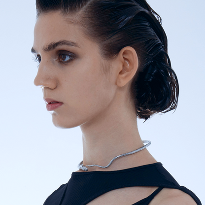 Empty Town-Snake Neck Ring