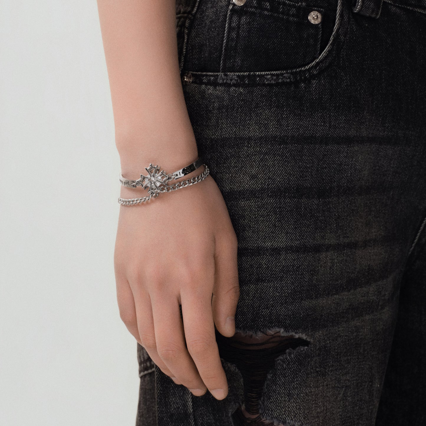 Crossflower Double-Layer Bracelet