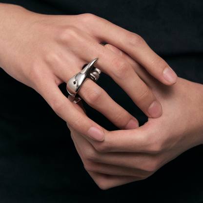 Black Onyx Snake Tail Double Finger Ring