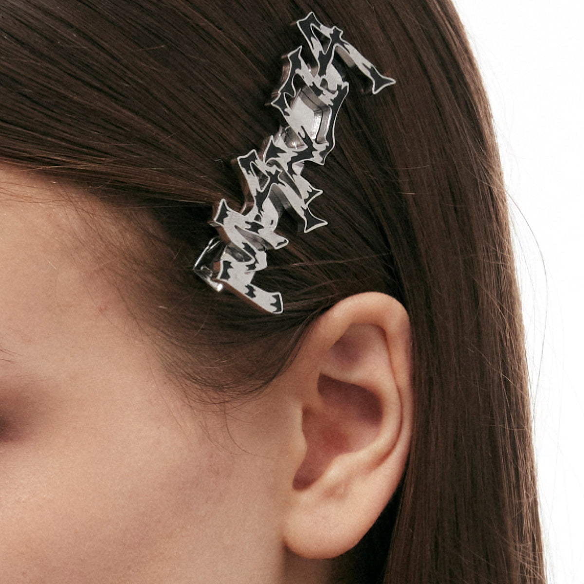 "MANIA" Letter Hair Clip