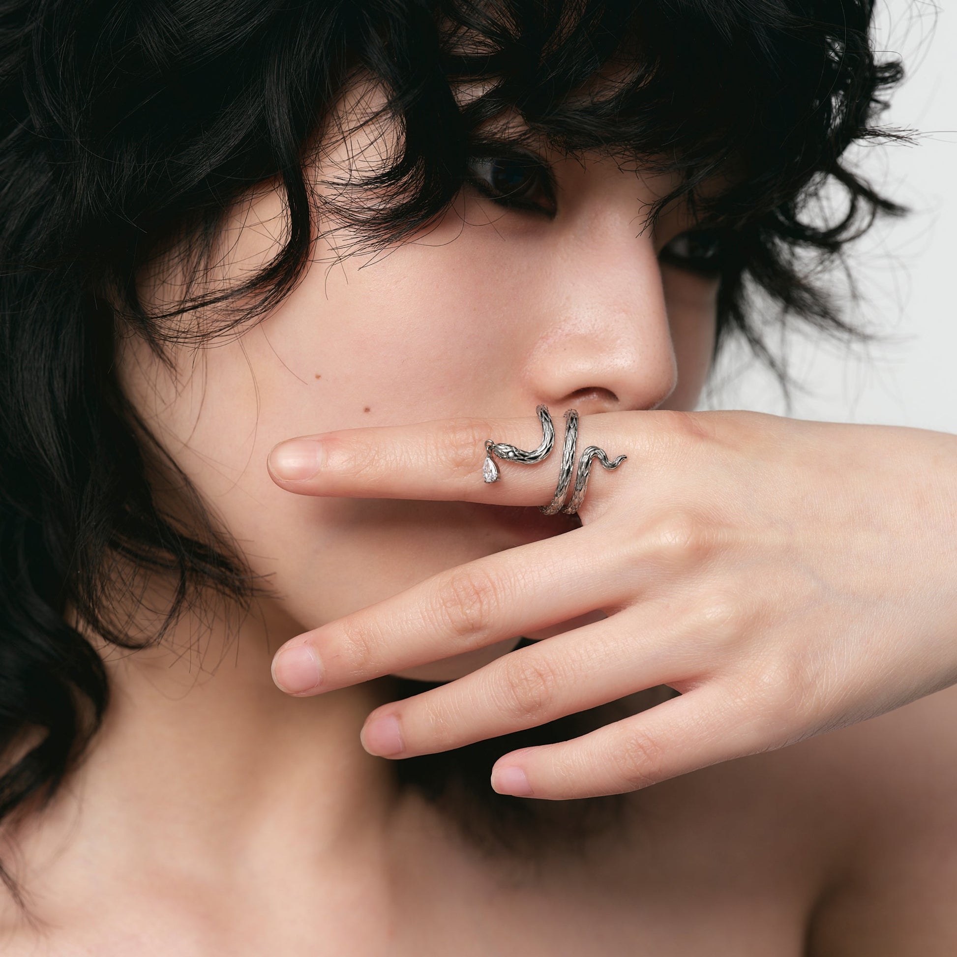 Triple Serpent Pendant Ring