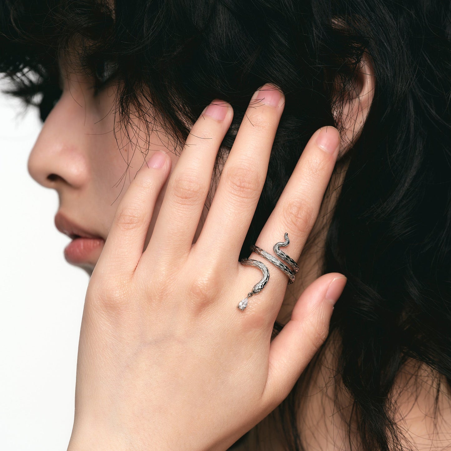 Triple Serpent Pendant Ring