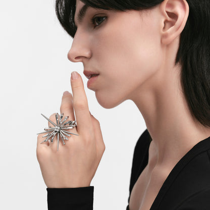 Radiant Tassel Double-Finger Ring