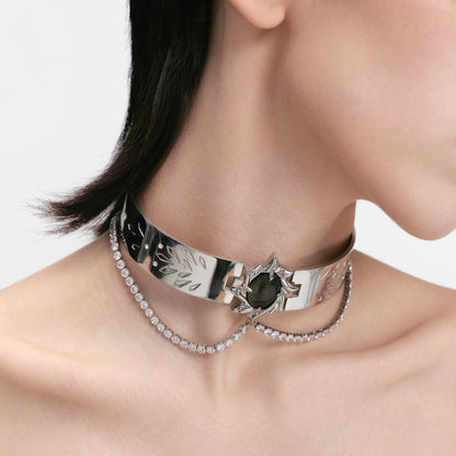 Flowing Light Multi-Layer Choker