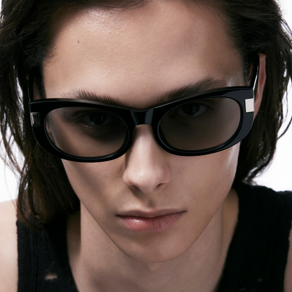 Cat-Eye B Square Sunglasses (Black)