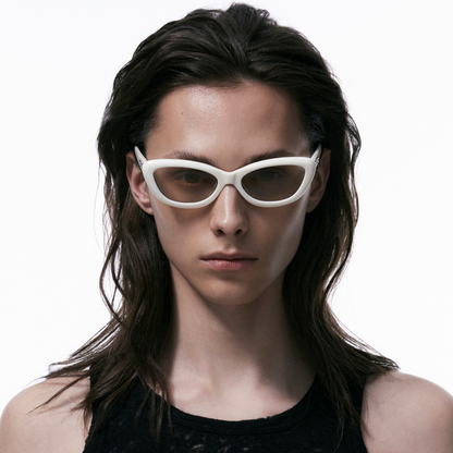 Cat-Eye Vintage Style Sunglasses (White)