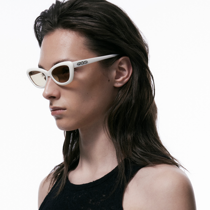 Cat-Eye Vintage Style Sunglasses (White)