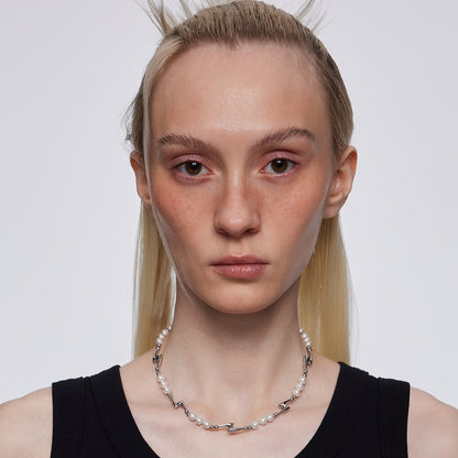 Y2B SERIES Lightning Pearl Panel Necklace