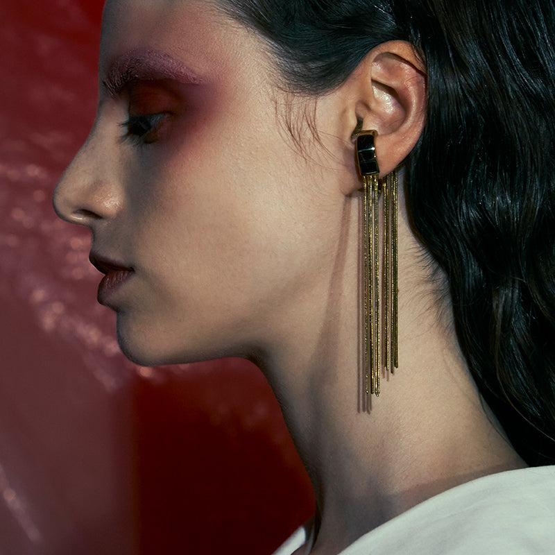 Blood Demon Tassel Shape Cuff Earring