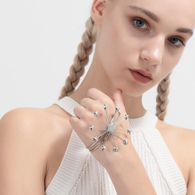 Generation π Star Halo Palm Cuff